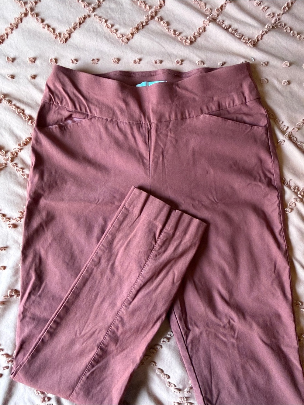 Jones Studio Mauve Pull-On Cropped Leggings